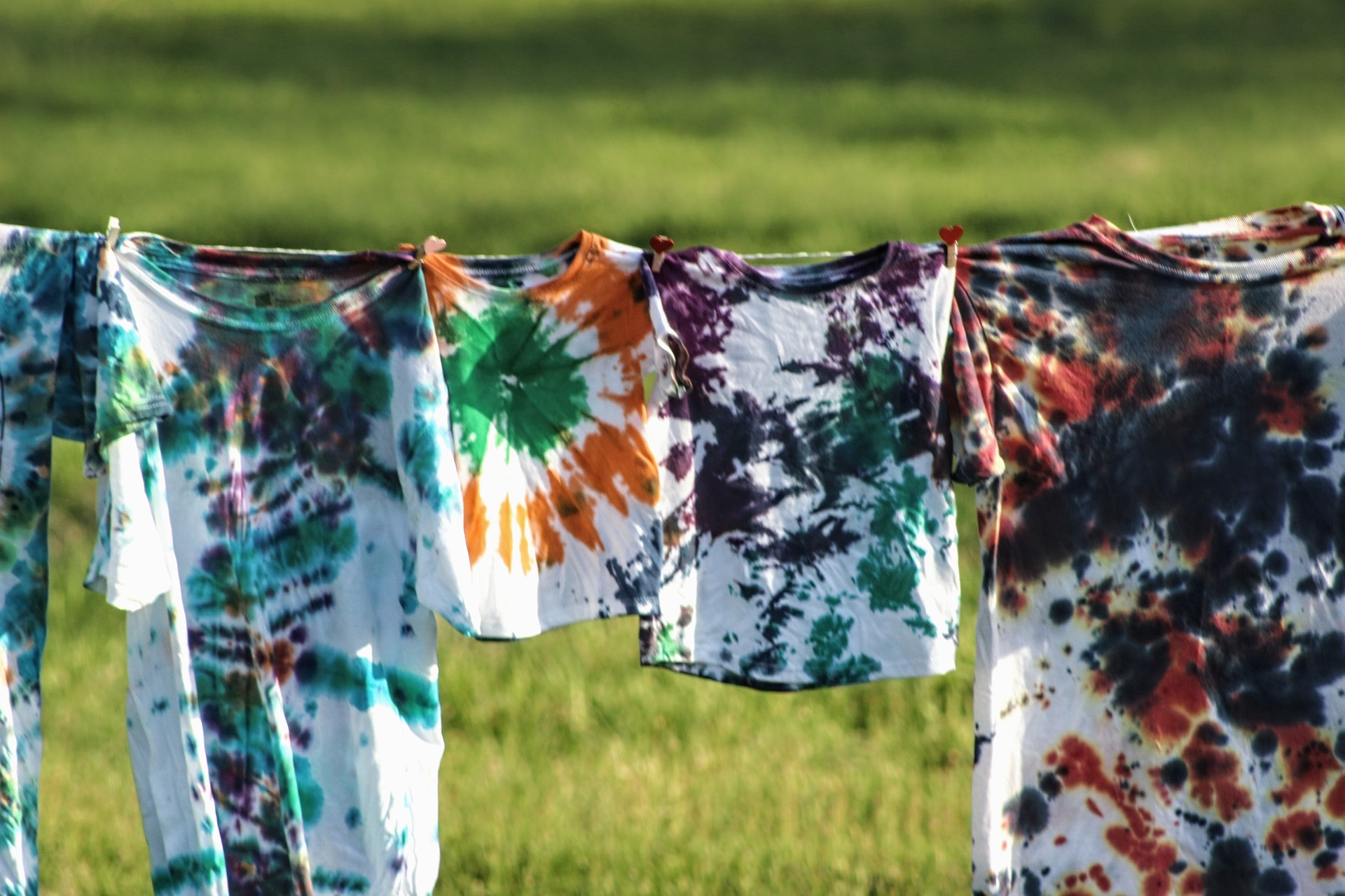 tie dye shirts, Image by jammie Patrick from Pixabay